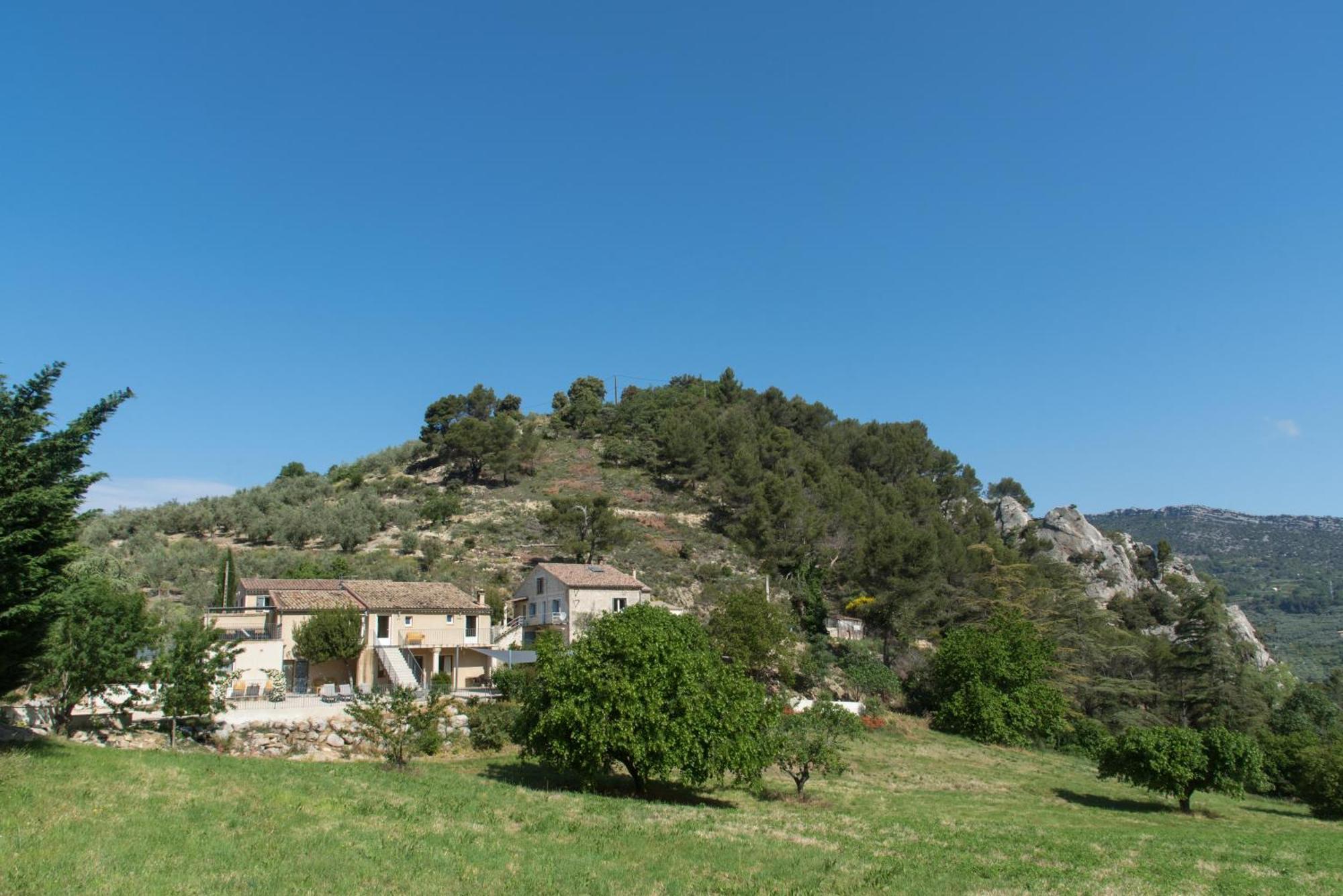 Domaine Saint Julien Hotel Buis-les-Baronnies Exterior foto